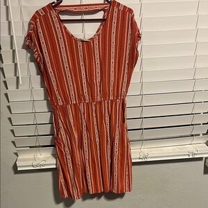 Pink Republic Orange and White Short Sleeve Sundress
